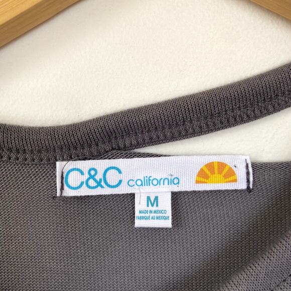 C&C California Cut Out Cold Shoulder Pullover Sweater Medium - Picture 3 of 5